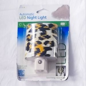 GE Automatic LED Night Light Cheetah Print New
